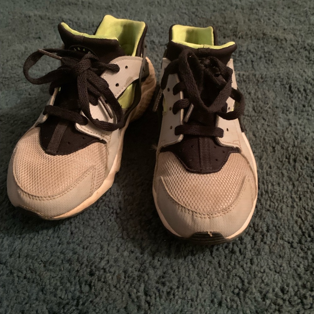 Boys, youth, size 13.5 Nike shoes